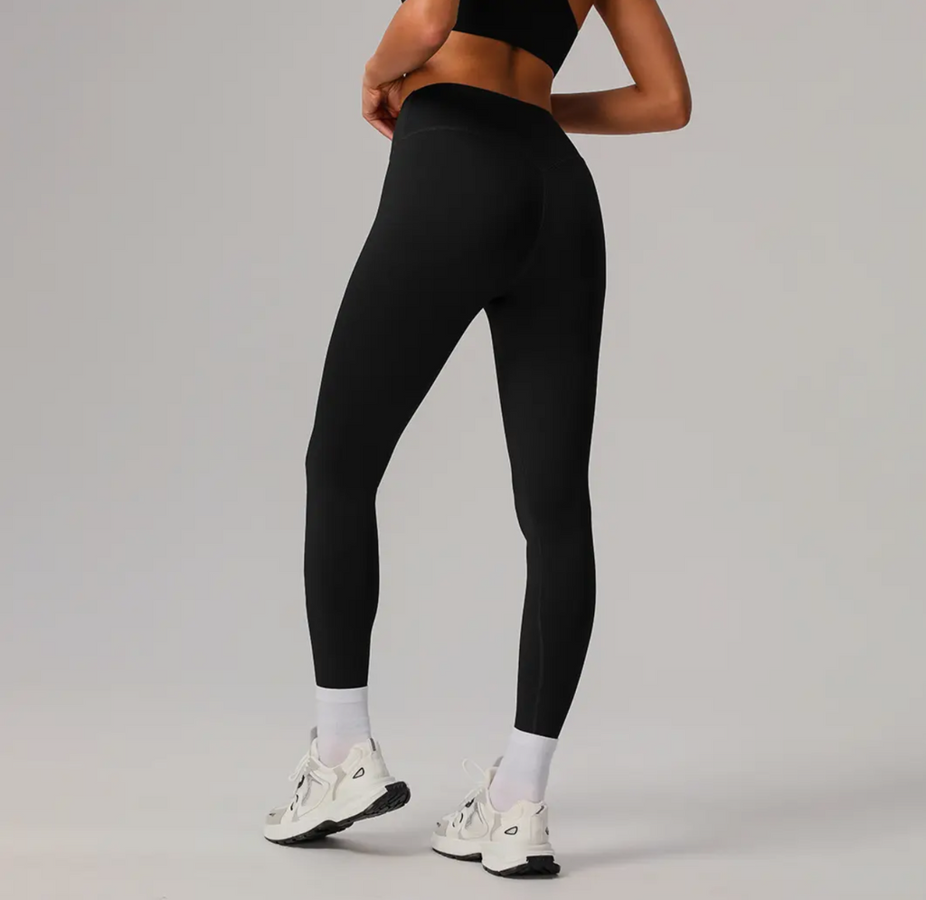 Eclipse Seamless Contour Leggings – Jet Black